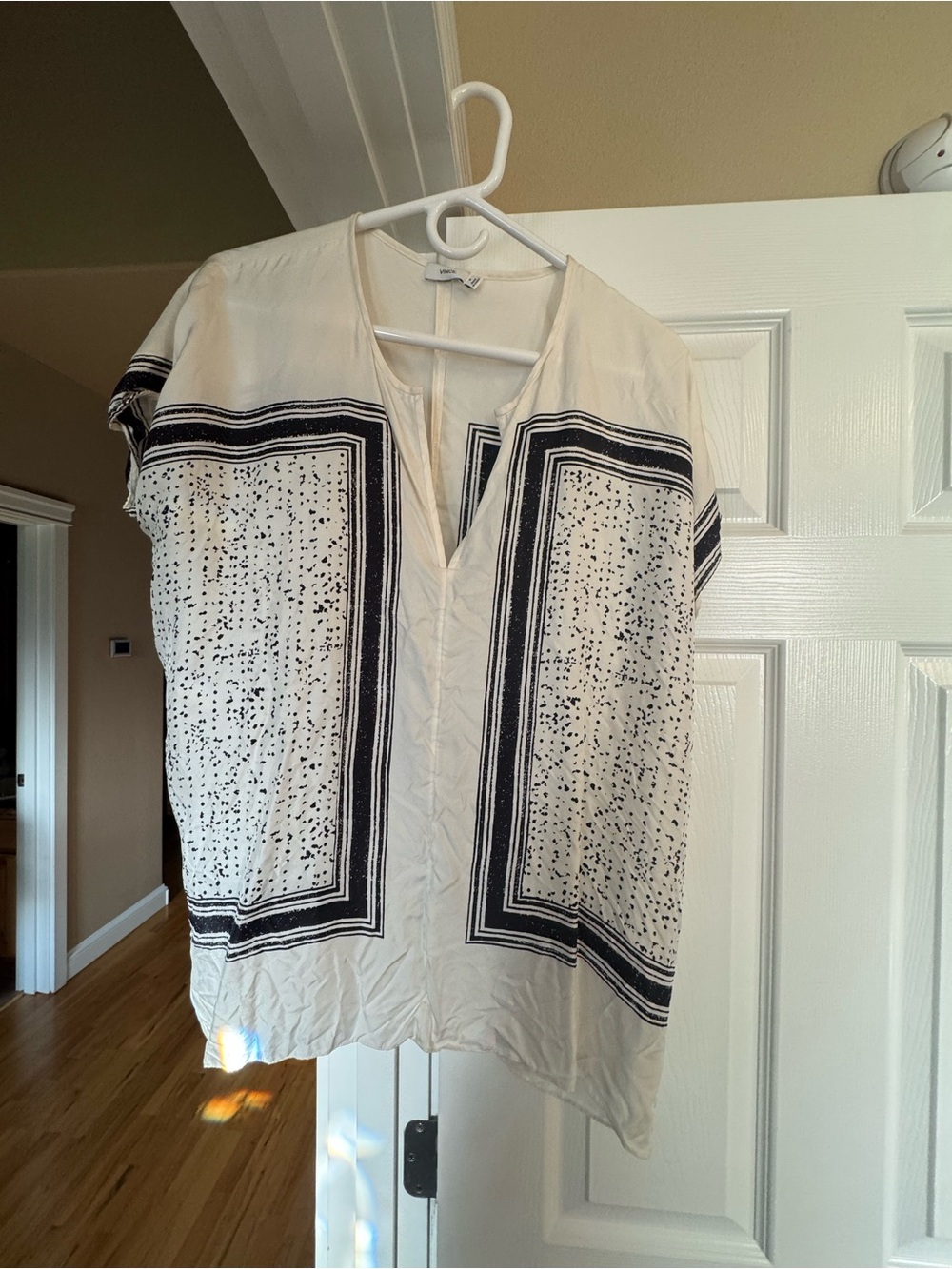 Vince Cream Short-Sleeve V-Neck Tunic with Black Geometric Print